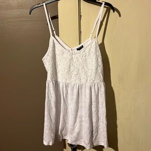 Torrid White lace babydoll tank Size L